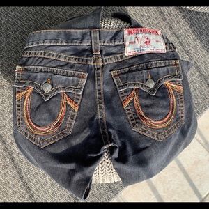 True Religion Men’s 33 Waist